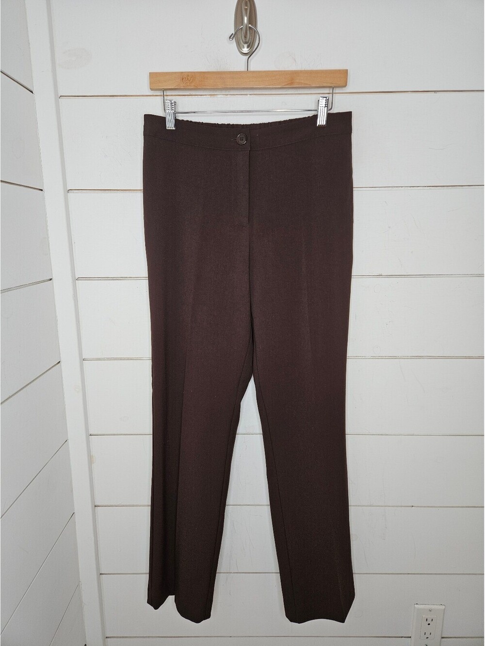 Susan Graver size 6 brown straight leg pants